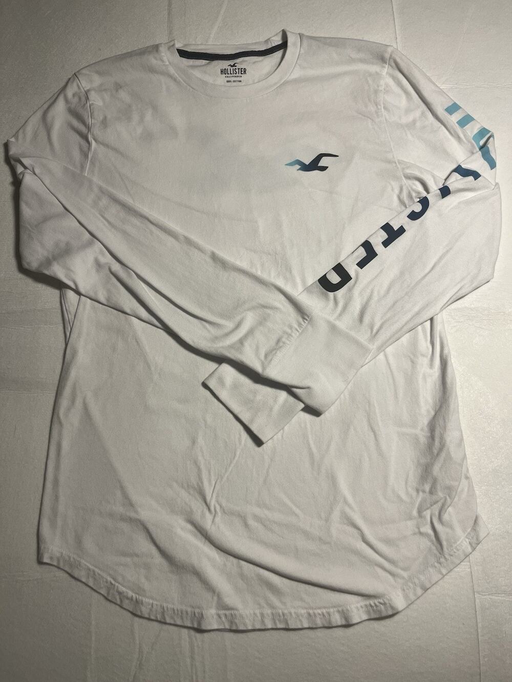 Hollister Men’s Medium White Long Sleeve Logo Graphic Shirt Sleeve Spellout